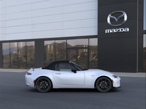New 2026 MAZDA MX-5 Miata Club w/ Brembo/BBS Recaro Package RWD image 5