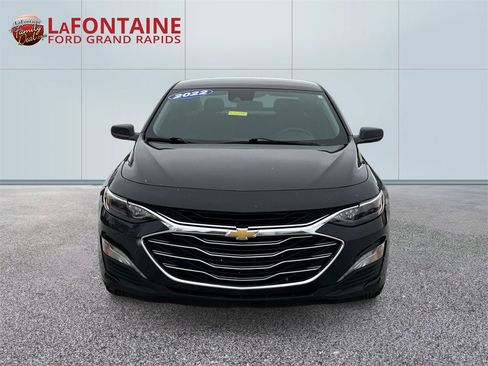 Used 2022 Chevrolet Malibu LT image 2