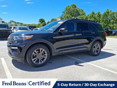 Certified 2023 Ford Explorer XLT w/ Equipment Group 202A AWD/4WD image 6
