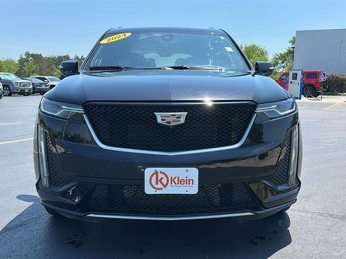 Used 2024 Cadillac XT6 Sport w/ Technology Package AWD/4WD image 2