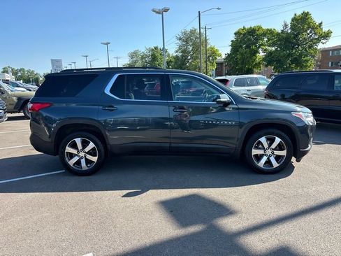 Used 2020 Chevrolet Traverse LT w/ LT Premium Package FWD image 29