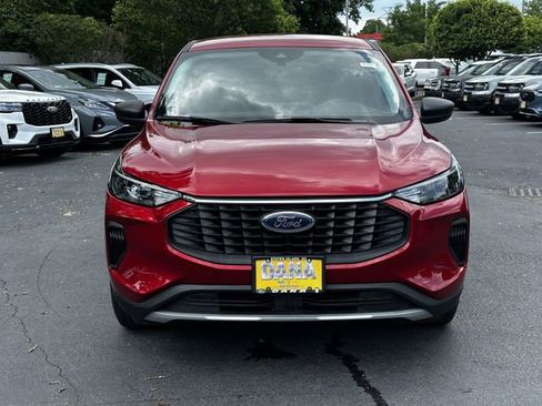 Certified 2023 Ford Escape Active w/ Tech Pack #1 AWD/4WD image 2