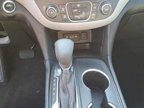 Used 2023 Chevrolet Equinox LT image 22