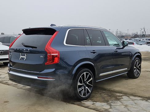 Certified 2023 Volvo XC90 B6 Plus image 6