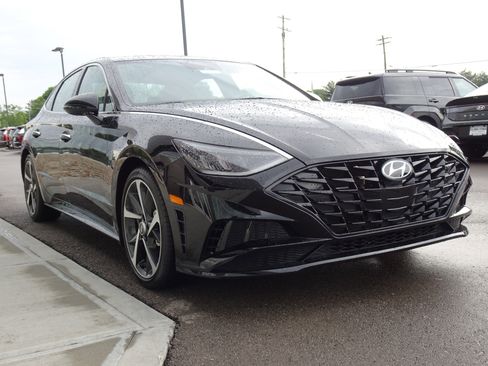 Used 2023 Hyundai Sonata SEL Plus FWD image 6