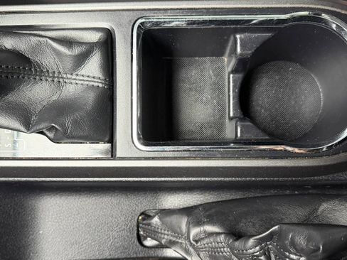 Used 2017 Toyota Tacoma TRD Sport w/ Tow Package image 22