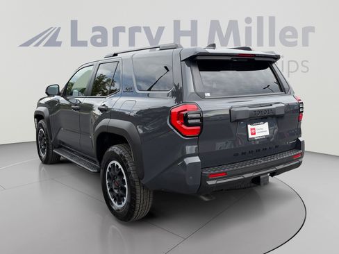 Certified 2026 Toyota 4Runner TRD Off-Road Premium AWD/4WD image 3