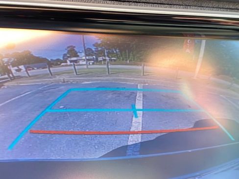 Used 2018 Toyota Prius C Four FWD image 29
