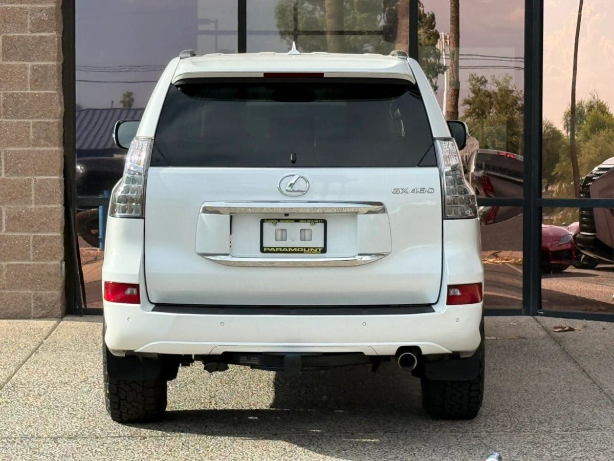 Used 2014 Lexus GX 460 w/ Premium Package AWD/4WD image 9