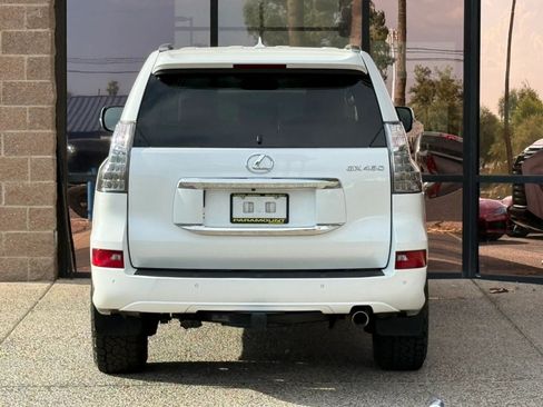 Used 2014 Lexus GX 460 w/ Premium Package AWD/4WD image 9