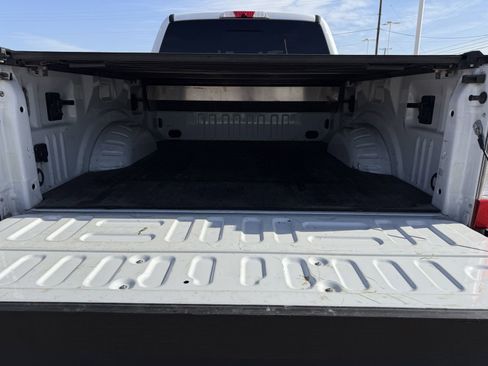 Used 2019 Ford F250 Lariat w/ Chrome Package image 27