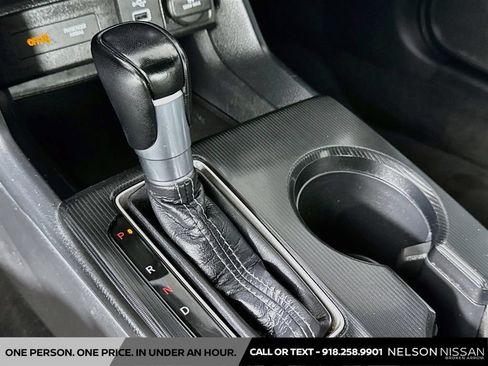 Used 2022 Honda Civic Sport image 16