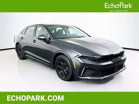 Used 2025 Kia K5 LXS FWD image 1
