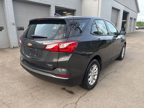 Certified 2018 Chevrolet Equinox LS FWD image 3