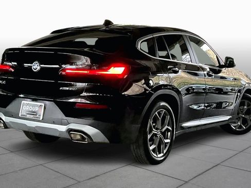 Used 2023 BMW X4 xDrive30i w/ Premium Package image 12