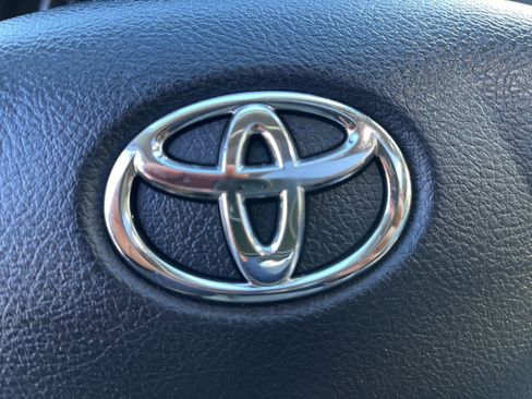 Used 2016 Toyota Tundra Limited image 28