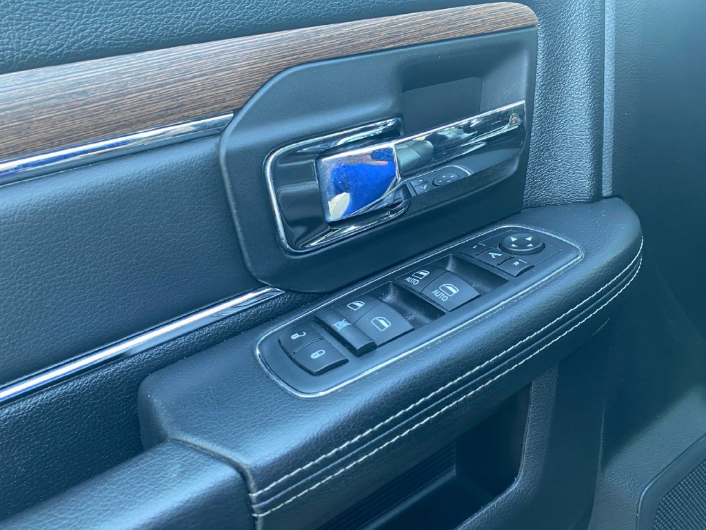Used 2017 RAM 2500 Laramie AWD/4WD image 17