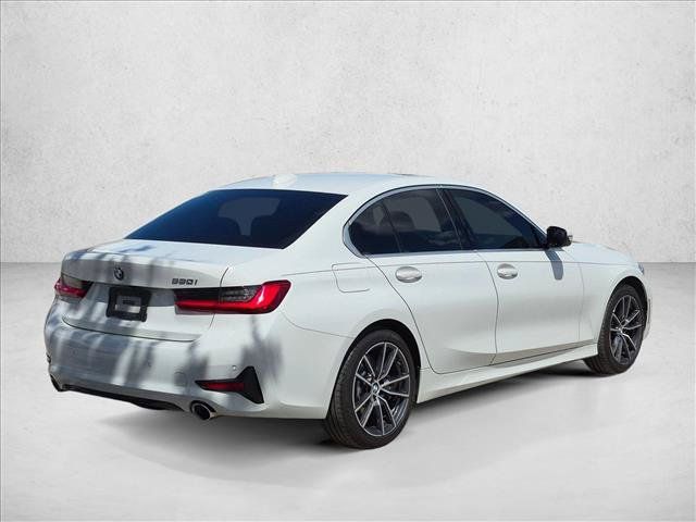 Used 2020 BMW 330i Sedan w/ Convenience Package RWD image 5