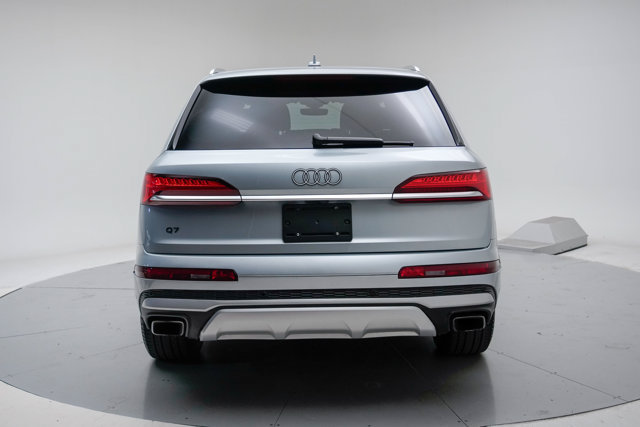 Used 2025 Audi Q7 3.0T Premium Plus AWD/4WD image 4