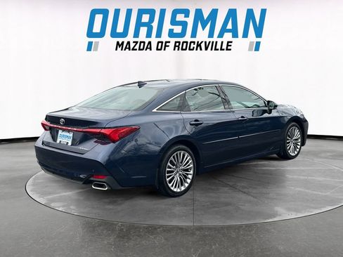Used 2019 Toyota Avalon Limited image 6