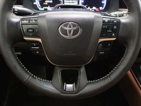 Certified 2025 Toyota Crown Signia w/ Advanced Technology Package AWD/4WD image 25