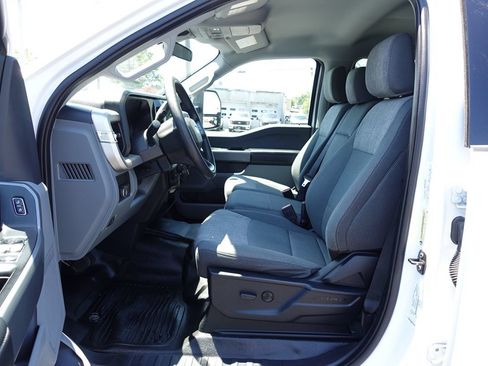 Used 2024 Ford F250 XLT w/ FX4 Off-Road Package AWD/4WD image 18
