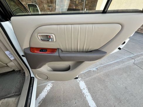 Used 2002 Lexus RX 300 4WD image 16