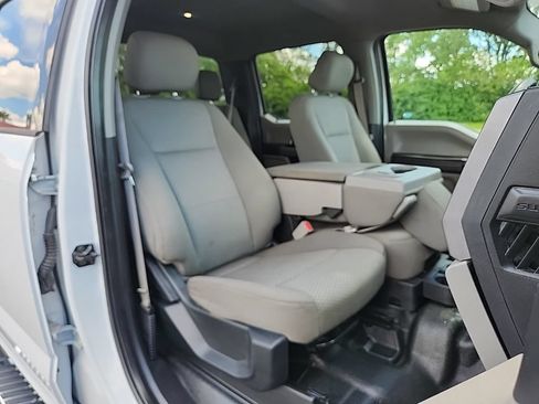 Used 2017 Ford F250 XLT AWD/4WD image 36