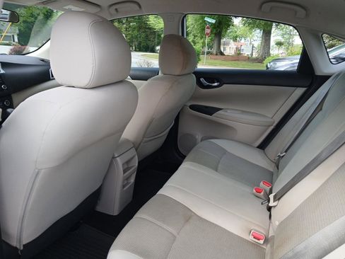 Used 2016 Nissan Sentra S FWD image 12