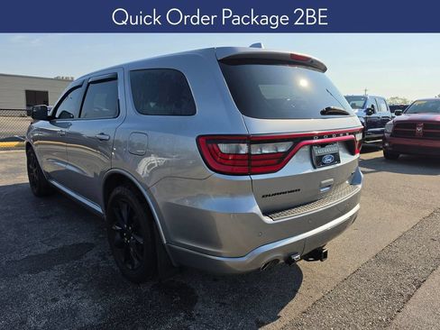 Used 2018 Dodge Durango GT w/ Blacktop Package RWD image 2