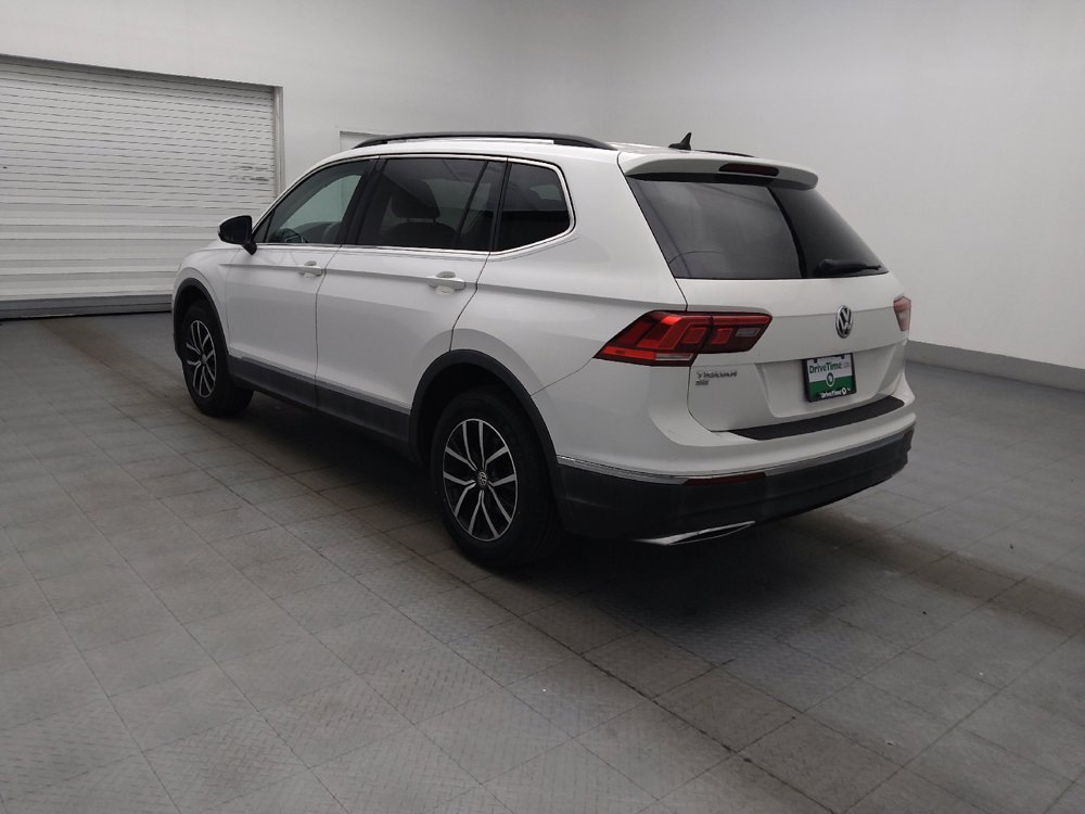 Used 2021 Volkswagen Tiguan SE FWD image 3