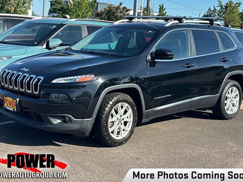 Used 2018 Jeep Cherokee Latitude Plus FWD image 1