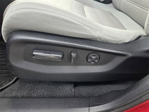 Used 2021 Honda CR-V EX image 18