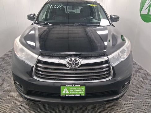 Used 2015 Toyota Highlander XLE AWD/4WD image 2