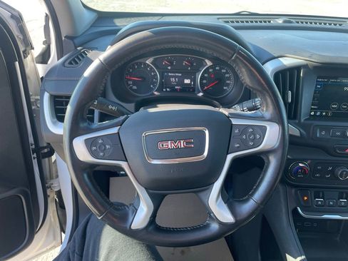 Used 2019 GMC Terrain SLE w/ Driver Convenience Package image 10