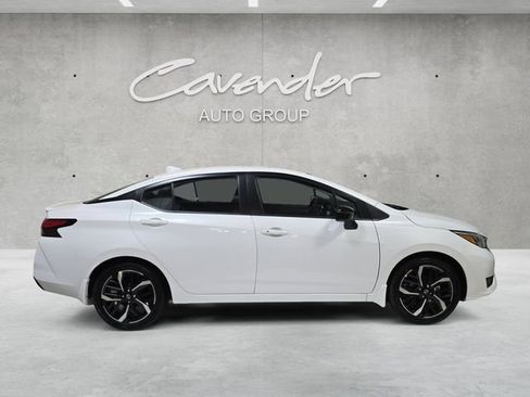 New 2025 Nissan Versa SR image 17