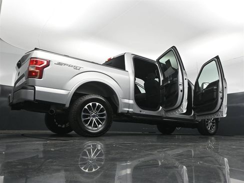 Used 2019 Ford F150 XLT w/ Equipment Group 302A Luxury AWD/4WD image 40