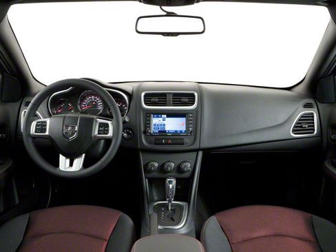 Used 2013 Dodge Avenger SXT FWD image 10