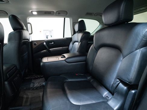 Used 2021 Nissan Armada SL w/ Captain's Chairs Package AWD/4WD image 38