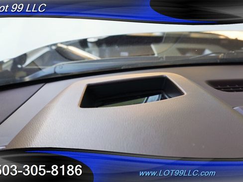 Used 2017 GMC Yukon Denali w/ Open Road Package AWD/4WD image 33