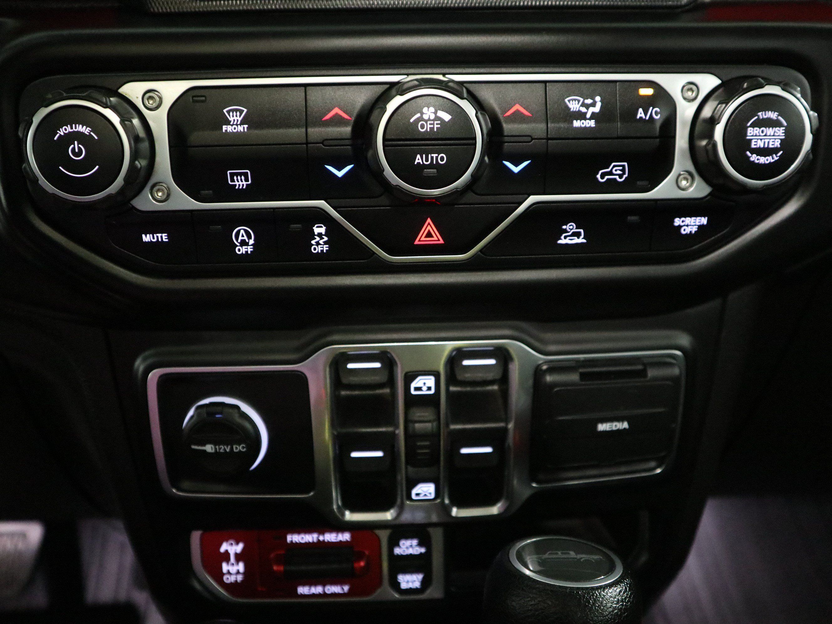 Used 2021 Jeep Gladiator Rubicon AWD/4WD image 26