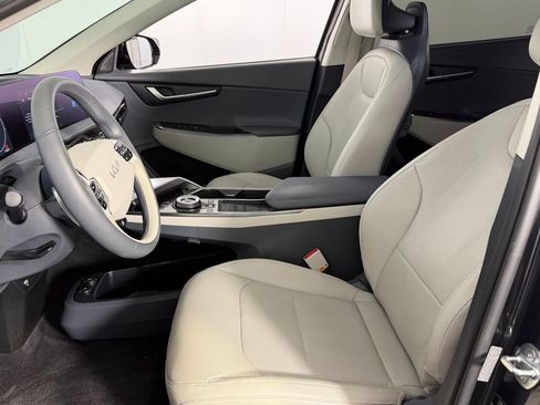 Used 2024 Kia EV6 Wind image 23