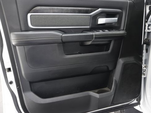 Used 2022 RAM 2500 Big Horn w/ Night Edition image 40