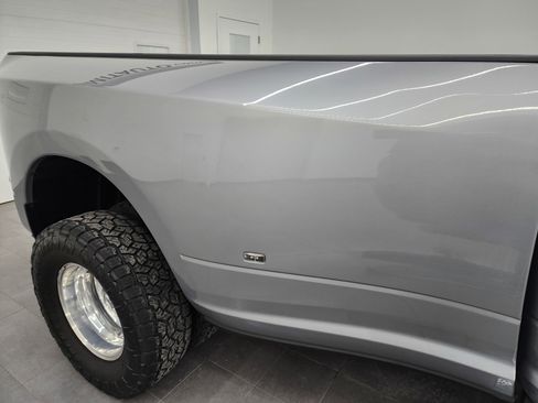 Used 2021 RAM 3500 Big Horn w/ Level B Equipment Group image 27