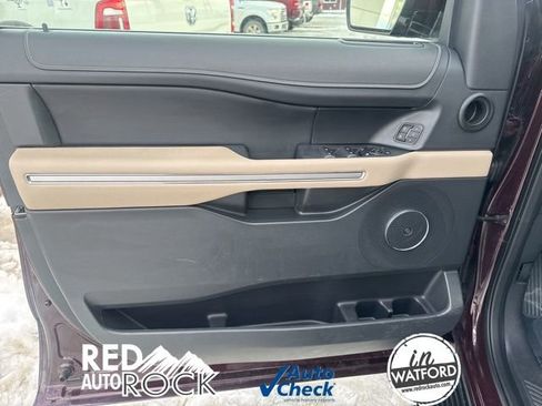 Used 2024 Ford Expedition Max Limited image 24