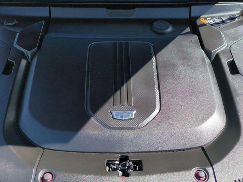 Certified 2024 Cadillac Lyriq Sport image 20