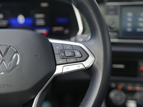 Used 2022 Volkswagen Jetta SE w/ Panoramic Sunroof Package image 21