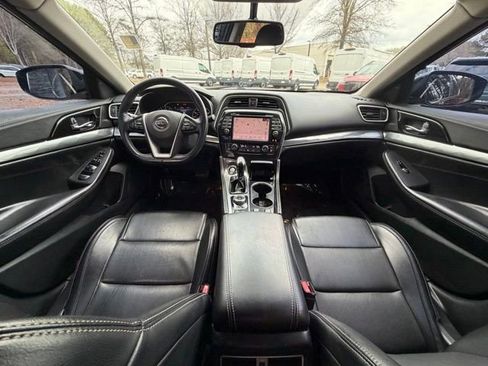 Used 2019 Nissan Maxima 3.5 SV w/ Floor Mat Group image 10