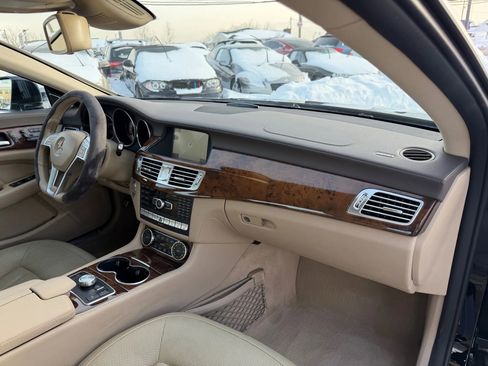 Used 2014 Mercedes-Benz CLS 550 CLS 550 4MATIC Coupe 4D image 15