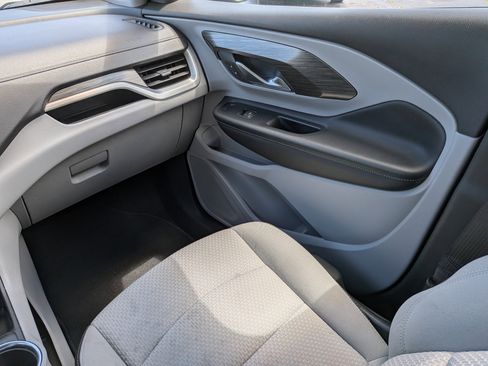 Certified 2023 GMC Terrain SLE w/ Driver Convenience Package FWD image 15